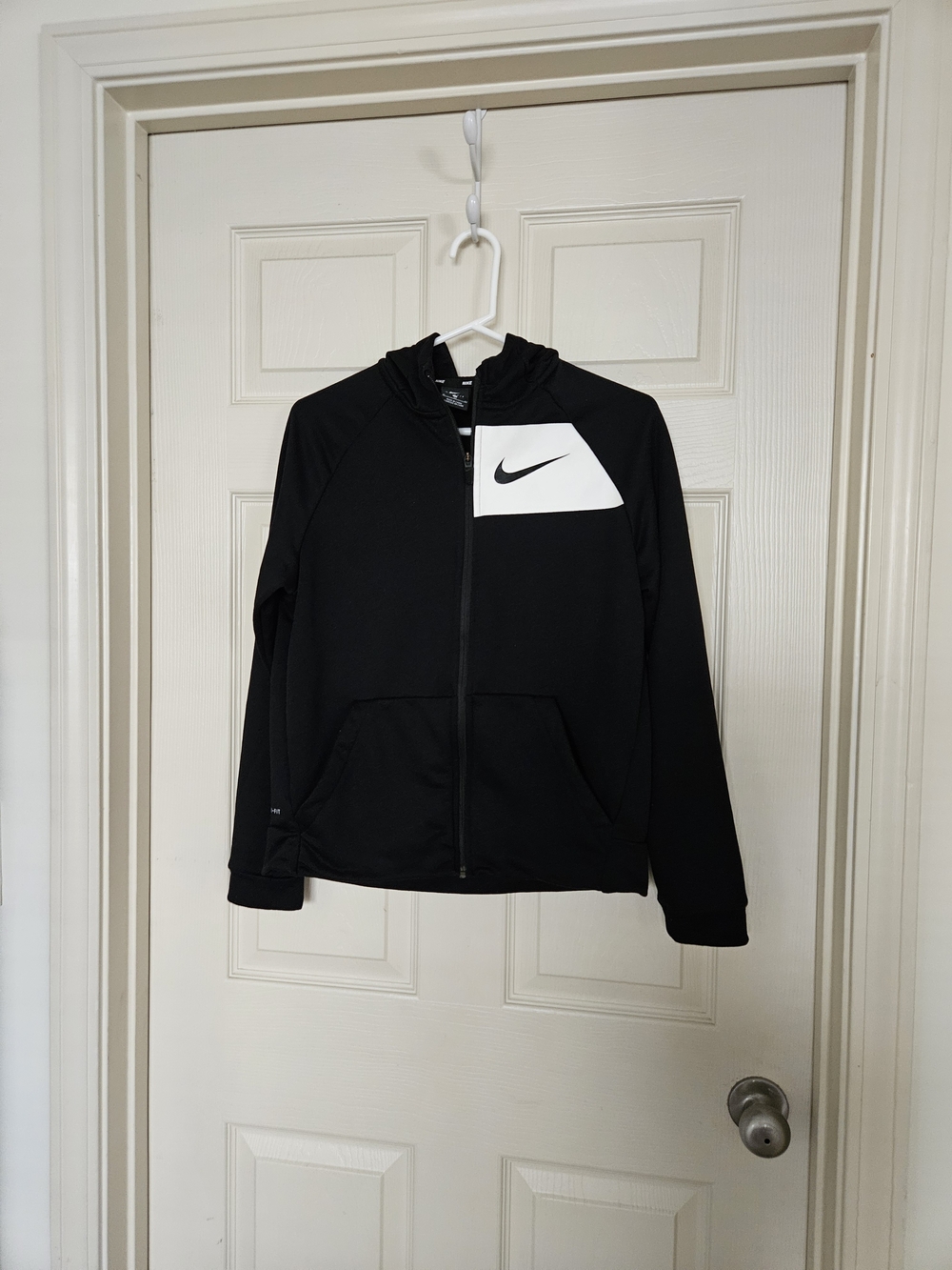 Nike Men's Black Hooded Full-Zip Jacket